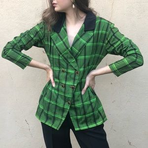 Vintage 90’s vivid green plaid blazer
